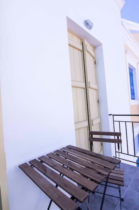 Aegli Apartments Deluxe Σύμη Εξωτερικό φωτογραφία