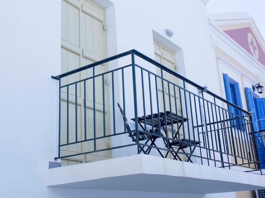 Aegli Apartments Deluxe Σύμη Εξωτερικό φωτογραφία