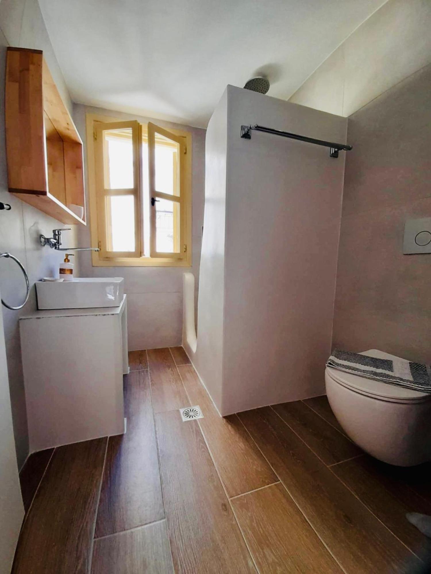 Aegli Apartments Deluxe Σύμη Εξωτερικό φωτογραφία